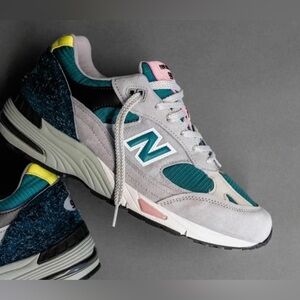 New Balance 993 Teal and Gray Athletic Shoes